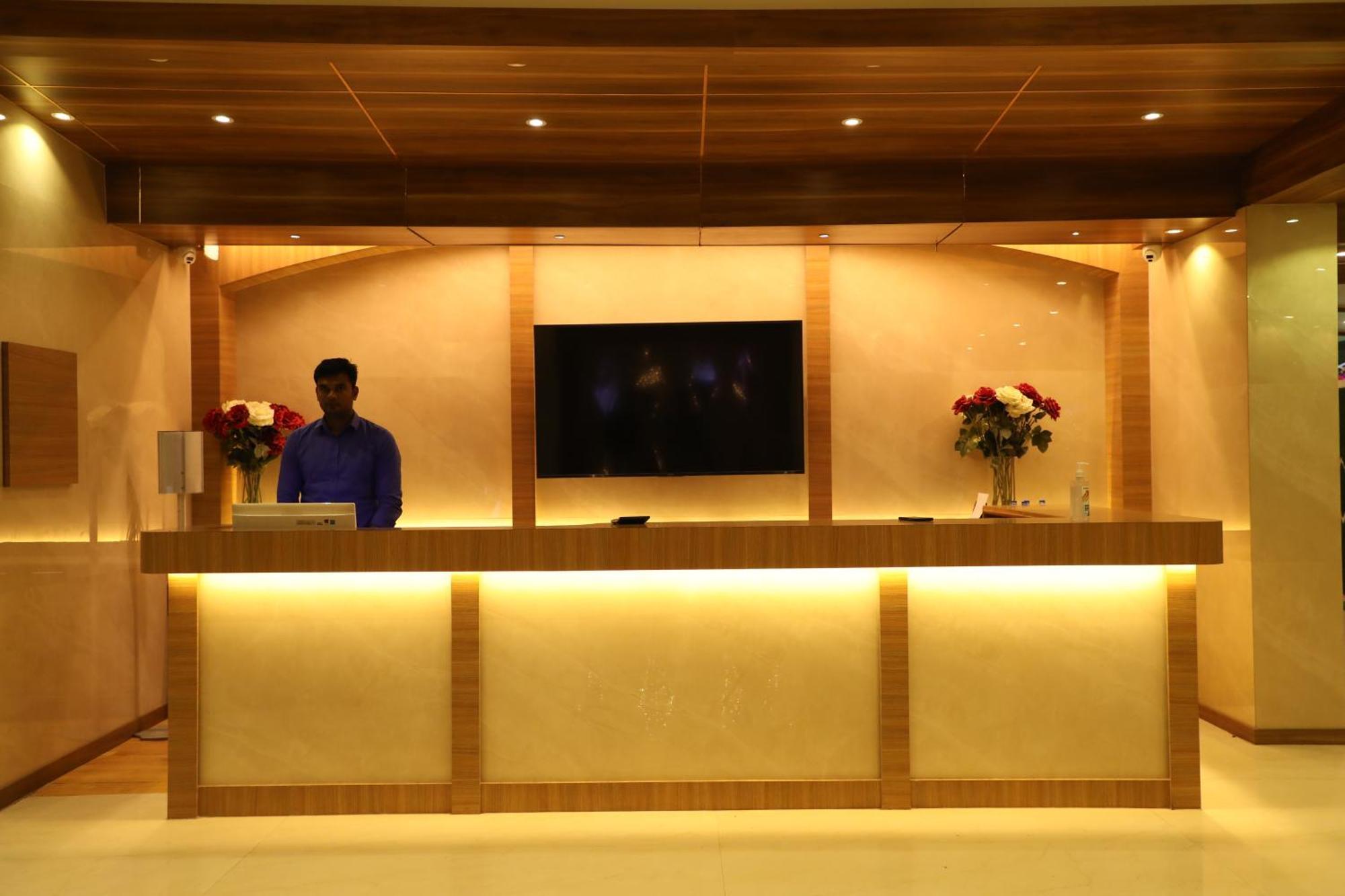 B8 Hotel Chennai Exterior photo
